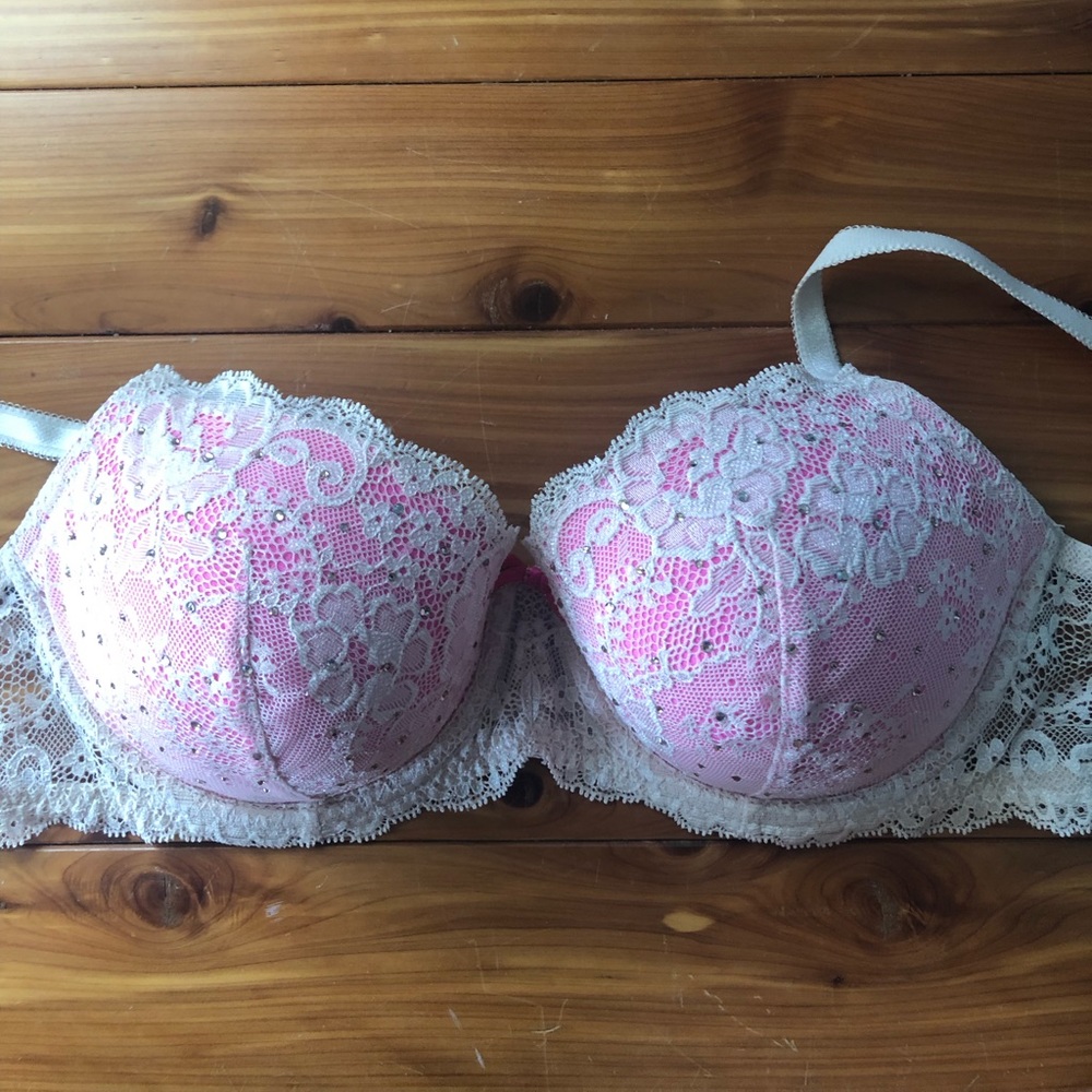 Victoria’s Secret Bra.